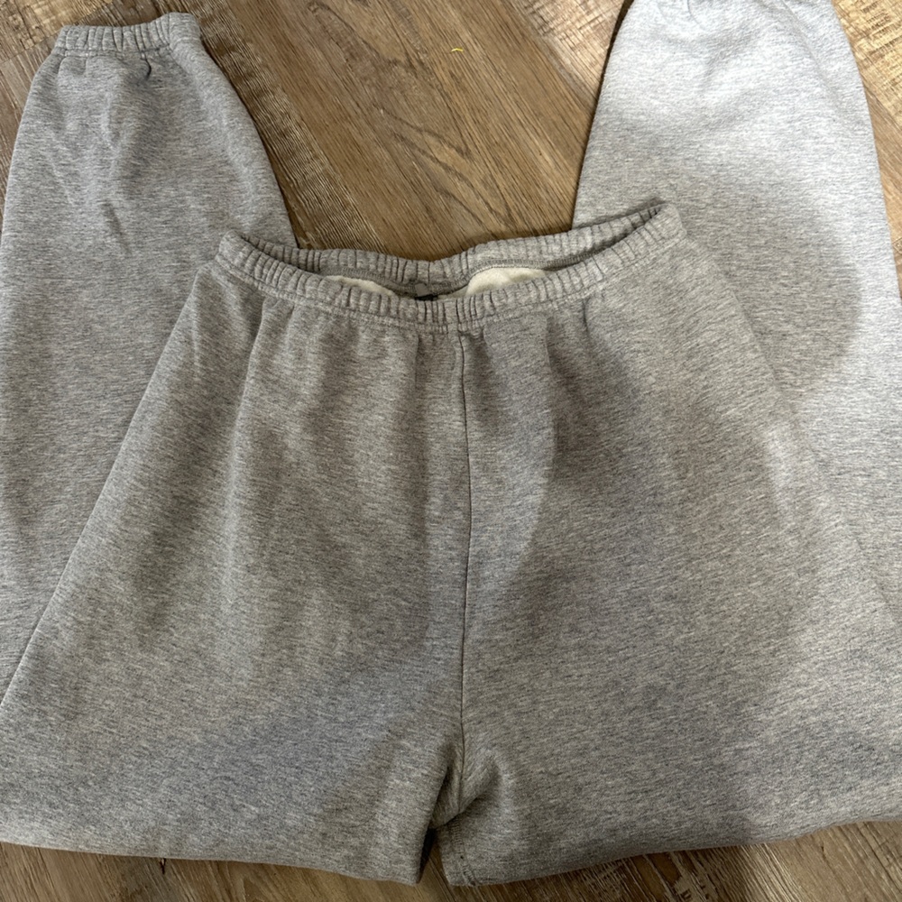 SKIMS sweatpants
